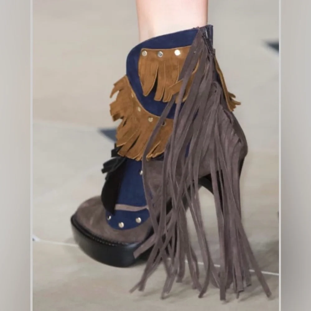 Burberry New Authentic Suede Studded Fringe Platform Boots - Picture 14 of 14